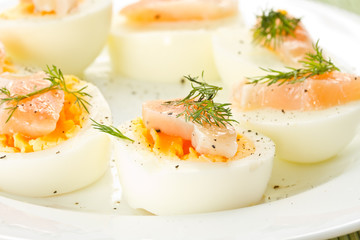 Boiled eggs with salted salmon
