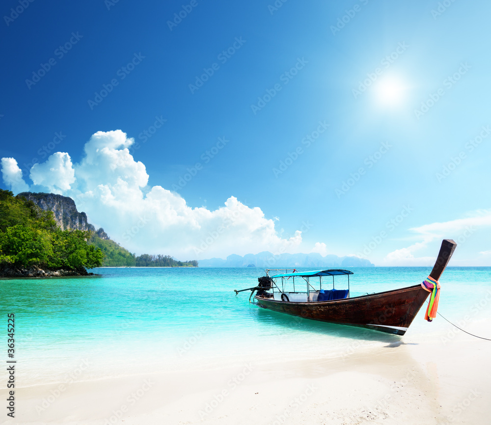 Fototapete long boat and poda island in Thailand
