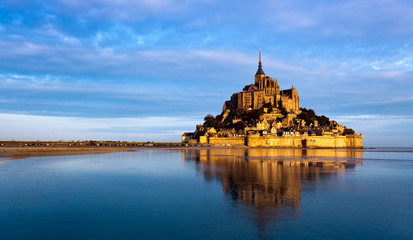 Fototapeta na wymiar Le Mont Saint Michel, Francja