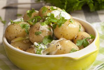 Creamy minted potatoes