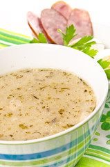 Zurek ist eine herzhafte Polnische Ostersuppe