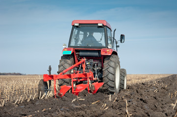Fototapeta premium Plowing in Autumn