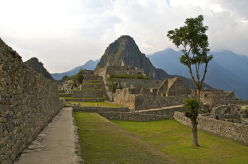 Machu Picchu Plaza