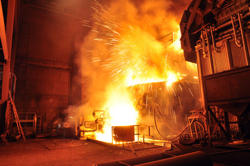 Hochofen im Stahlwerk // furnace at steelworks