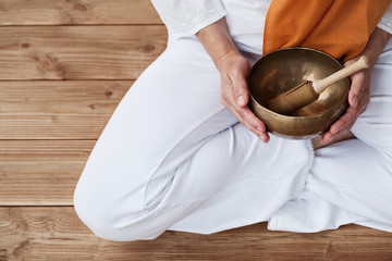 Detailaufnahme Yoga & Klangschale