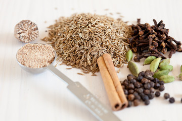 Dried whole spices