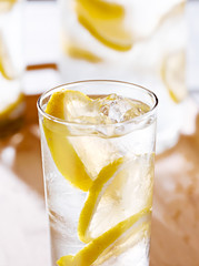 tray with glasses of lemonade.