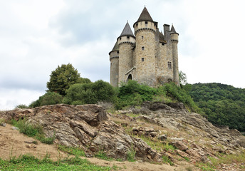 Fototapeta na wymiar Chateau de Val, we Francji, w Lanobre
