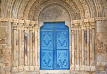 image of an ancient doors