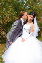 Naklejka premium Happy bride and groom