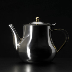 metallic tea pot