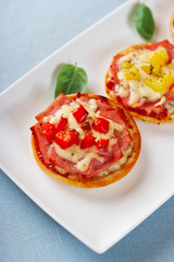 Pizzette (Two small pizzas, Italy)