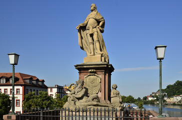 Fototapeta na wymiar Heidelberg Kurfürst und Vater Rhein Denkmal