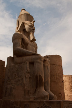 Statua Ramesse a Luxor