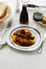 Guiso con patatas - 1
