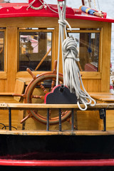 Steering wheel on a old vessel © Lars Johansson