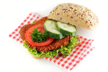 Brötchen mit Cornflakes Schnitzel