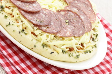 raw italian salami pizza