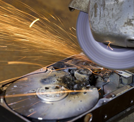 hard disk grinding