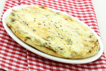 delicious italian cheese pizza
