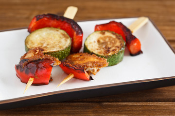 Gemüse-Käse-Spieße