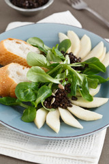 Feldsalat mit Birnen