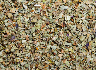 Dried basil