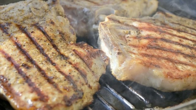 Pork chop grilled with delicious toasted traces