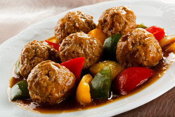 Roasted meatballs and vegetables