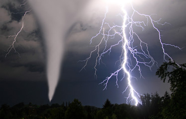 Tornado und Blitze - 36602453