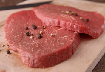 raw beefsteak