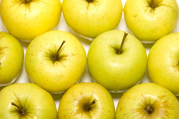 yellow apples