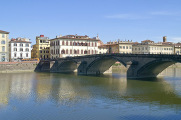 Fototapeta na wymiar River Arno