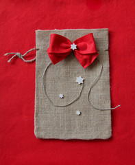 Jutesack with red bow