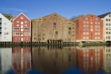 Fototapeta na wymiar Trondheim, historische Speicherhäuser