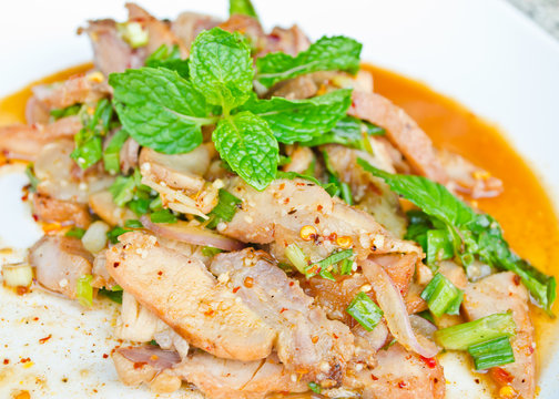 Moo Nam Tok,Thai Spicy Grilled Pork Salad