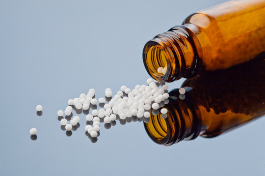 Hom&ouml;opathie. Globuli als alternative Medizin