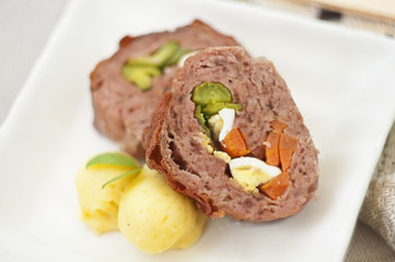 Meat roll 