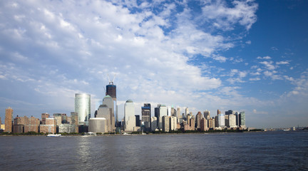 Fototapeta na wymiar New York City skyline w Freedom Tower