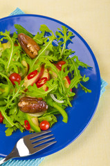 Rucola Salat mit Datteln,Apfel und Tomate