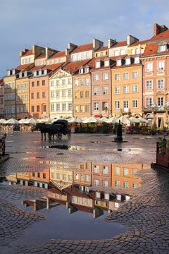 Warsaw - Old Town rain reflection