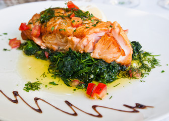 grilled salmon and lemon