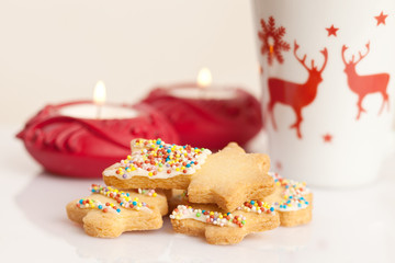 Butterplätzchen, Kaffeetasse, Teelicht