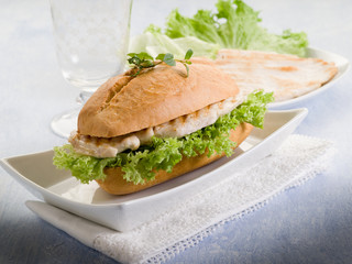 healthy sandwich with chest of grilled chicken and lettuce