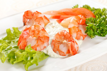 salad with shrimps