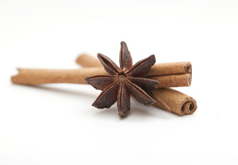 Cinnamon sticks with anise star