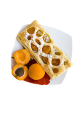 пирог с абрикосами