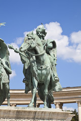 Fototapeta na wymiar one of the statue in heroes square, budapest, hungary