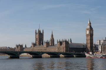 Thames river and Houses of Parliament