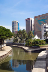 Obraz premium Kuala Lumpur: La biforcazione del fiume
